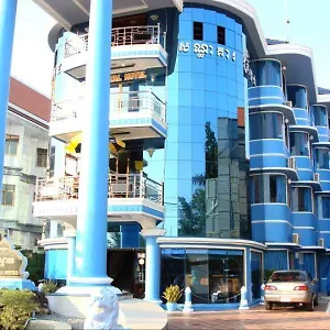 Hotel Crystal